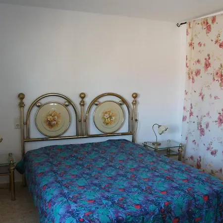 Villa Denia, 5 Dormitorios, 10 Personas - Es-262-17 Denia