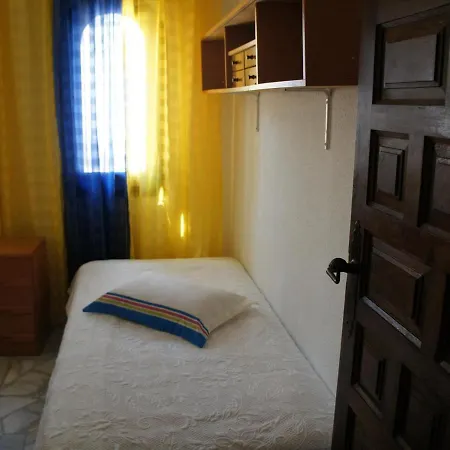 Villa Denia, 5 Dormitorios, 10 Personas - Es-262-17 *